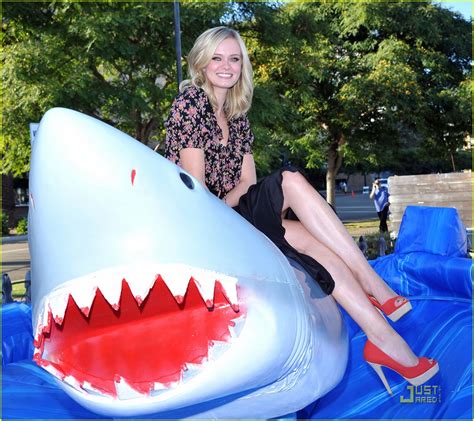 Sara Paxton And Alyssa Diaz Shark Night In San Diego Photo 427444 Photo Gallery Just Jared Jr