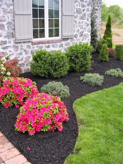 59 Easy And Low Maintenance Front Yard Landscaping Ideas - Anchordeco.com