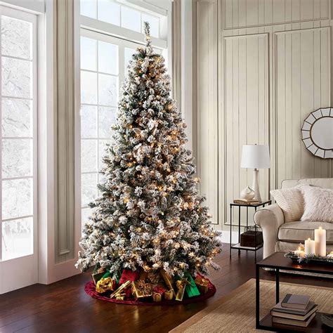 Christmas Tree Decor You Need Right Now!