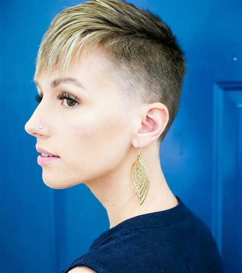 19 Photos Of Pixie Cut With Bangs Prove This Is Trendy In 2021