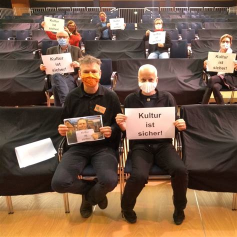 Radio leverkusen — leverkusen du perle am rhein 04:29. Leverkusener Kulturbranche demonstriert - Radio Leverkusen