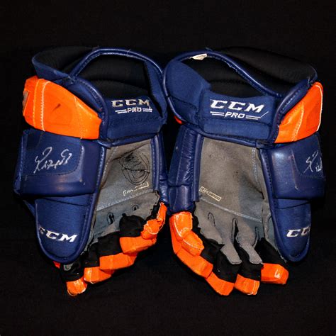 Ryan Nugent Hopkins 93 Autographed 2016 17 Edmonton Oilers Game Worn Ccm Hockey Gloves
