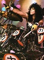 Remembering Kiss Drummer Eric Carr And His Hard-Hitting Style - DRUM ...