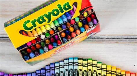 Hello Bluetiful Crayola Reveals Name Of New Blue Color Wbff