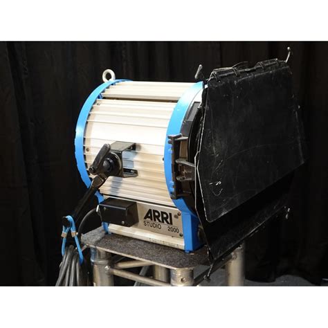 Arri Fresnel Studio 2000w Buy Now From 10kused