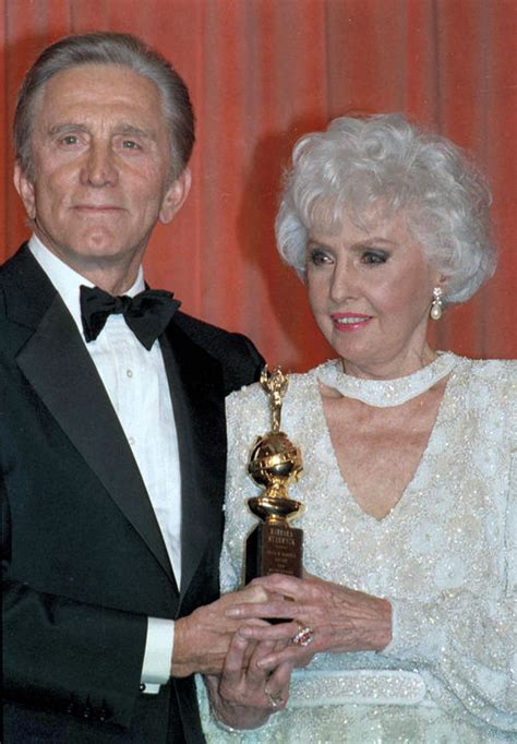 Kirk Douglas 103 Anos A Vida E A Carreira De Um Artista Centenário