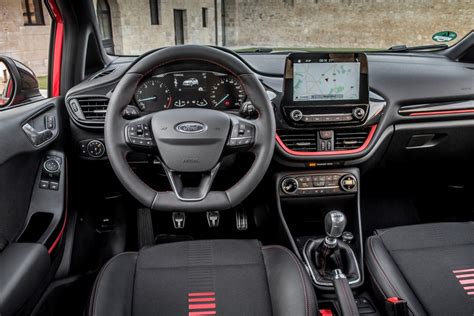2022 Ford Fiesta Titanium Interior