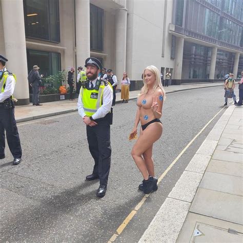 Topless Xr Activist Blasts Keyboard Warriors Mocking Her Climate