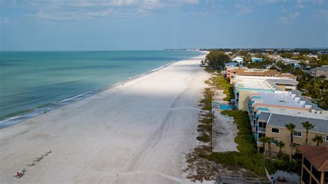 Bradenton Beach Resort Style Getaway Walk To Beach Townhouses For