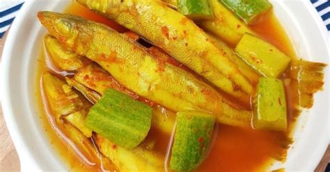 Tambahkanlah kecap ikan untuk menghadirkan aroma sedap dan rasa gurih yang khas pada masakan anda! Belajar Masak Sendiri: resep masakan ikan berujung kuah merah