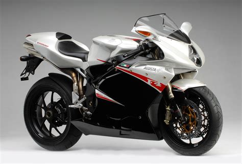 This 1000cc bike comes in a completely built unit form riding on a 998cc 4 cylinder petrol engine yielding high power and torque outputs to the tune of 192.4bhp and 111nm mv agusta f4 can reach a top speed of 297kmph and owing to its fly by wire control systems, is not much of a challenge to ride. MV Agusta F4 1000 R 2007 | Agora Moto