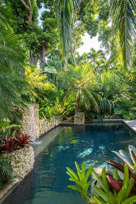 Therefore, a pool design with curved lines should be adding these natural elements to your pool landscape will give it an authentic tropical vibe. Key West Secret Garden | Tropical backyard, Tropical ...