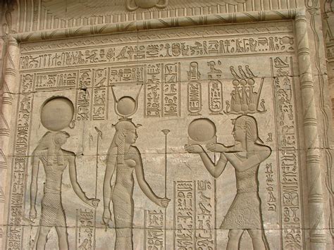 Hieroglyphics From The Temple Of Hathor Dendera Amazing Th Flickr