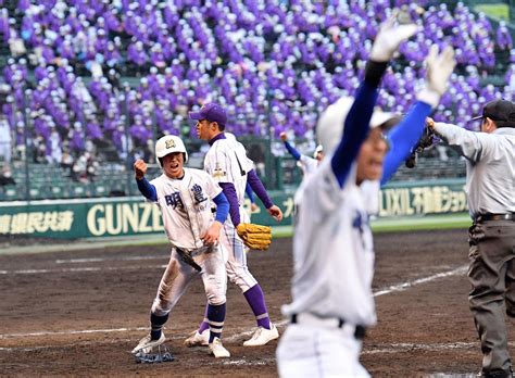 Manage your video collection and share your thoughts. 明豊が東播磨に勝利 延長11回サヨナラ暴投 - 高校野球写真 ...