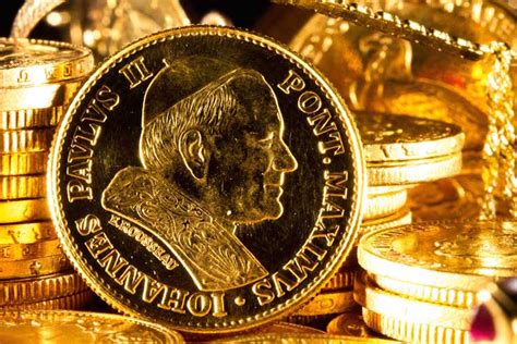 Vatican Gold In Light Ment