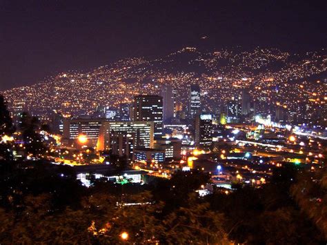 Lugares En Tu Ciudad Welcome To Medellin Colombia