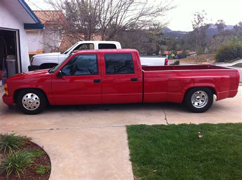 Daily Dually Fix Because This Slammed 1997 Crew Cab
