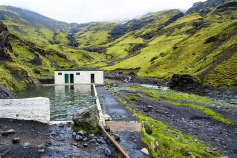 7 Best Iceland Hot Springs