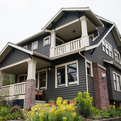 How do i match the color of my roof? Dark gray & cream with red brick | Red brick house, House ...