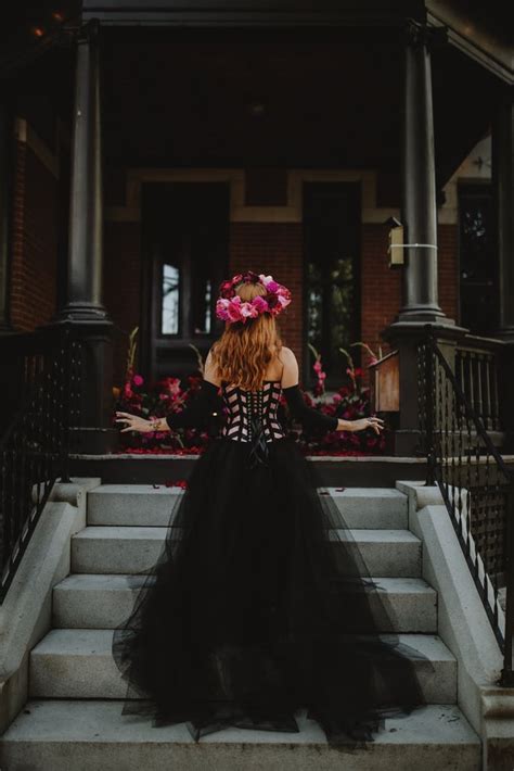 This Skeleton Bridal Shoot Will Give You All The Chills Popsugar Love