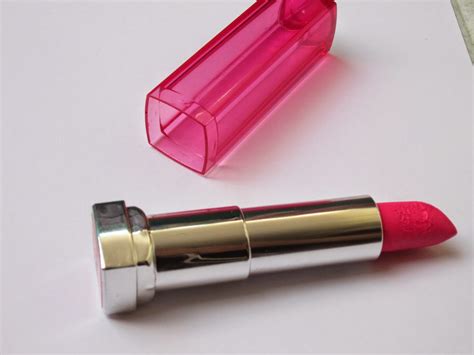 Maybelline Pink Alert Lipstick Pow2 Swatches And Review Beauty And Brunch
