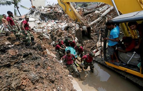 Sri Lanka Death Toll Rises In Garbage Dump Collapse The New York Times