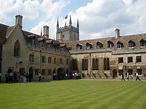 File:Pembroke College Cambridge.JPG - Wikimedia Commons