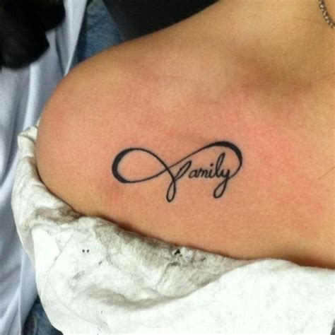 Collar bone tattoos provide a lot of opportunity to express yourself. 40 Collar Bone Tattoo Ideas For Girls