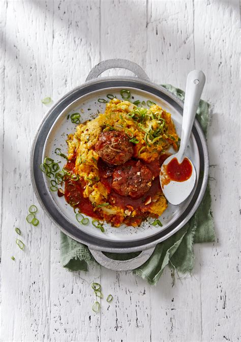 In plaats van deze rode curry kruiden kun je ook een rode curry pasta gebruiken. Pin op Original Spices by Jonnie Boer