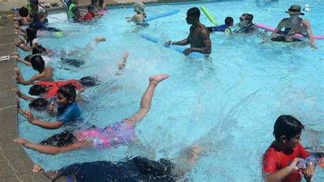Police Are Investigating After A Young Girl Drowned In A Crowded Pool