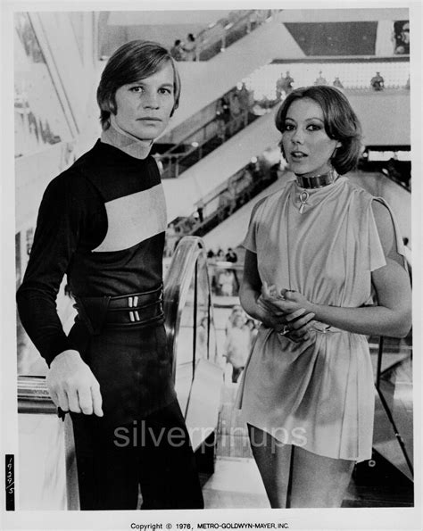 Orig 1976 MICHAEL YORK JENNY AGUTTER Candid On Set Sci Fi LOGANS