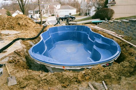 Wondering how much it will cost to add an inground fiberglass pool to your backyard? Statuette of Swimming Pool Fibreglass Ideas | Inground fiberglass pools, Fiberglass pools, Pool ...