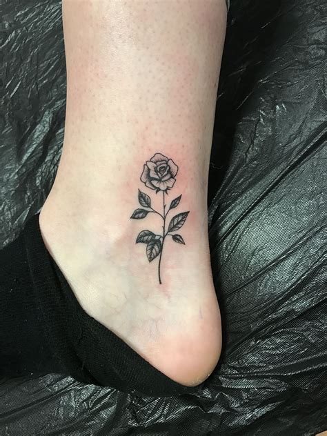 40 Gorgeous Rose Tattoo Designs For Women Bored Art