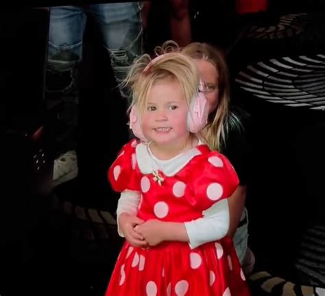 Katy Perry Orlando Blooms Daughter Steals Show In First Public Appearance