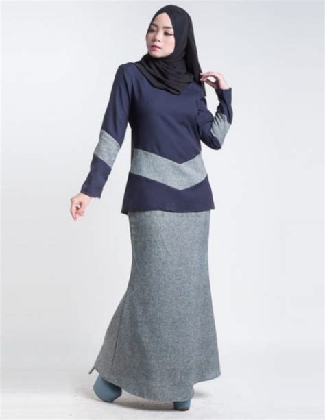 Cara memotong kain mengikut pola baju kurung moden. Baju Kurung Moden Mini/Pendek Aimie Navy Blue