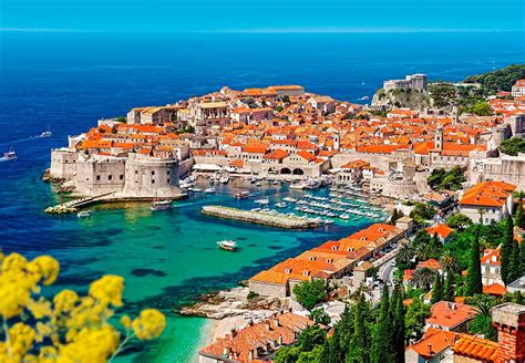 Hrvatska pronounced xř̩ʋaːtskaː), officially the republic of croatia (croatian: Comprar Puzzle Castorland Dubrovnik, Croacia de 1000 ...