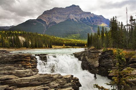 15 Breathtaking Hikes In Jasper National Park For All