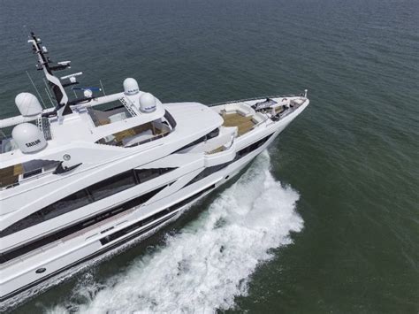 Yachting Pleasure Gulf Craft Superyacht Masterpiece Majesty 140