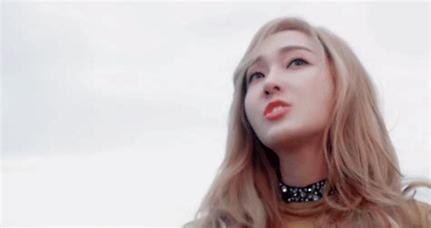 femaleidols jessica 제시카 wonderland[caption 2 close up jessica jung s from wonderland mv