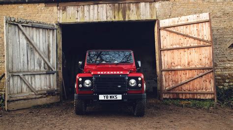 Land Rover Defender Works V8 Fotos