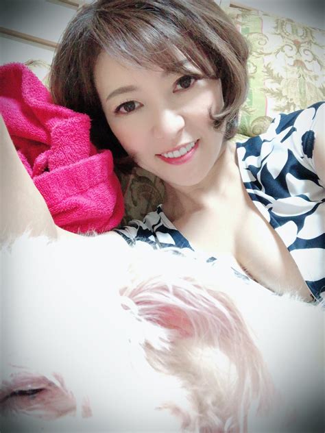 瞳リョウ（ hitomi ryo）のツイートまとめ av女優のtwitterまとめ『sexygirlstweet』