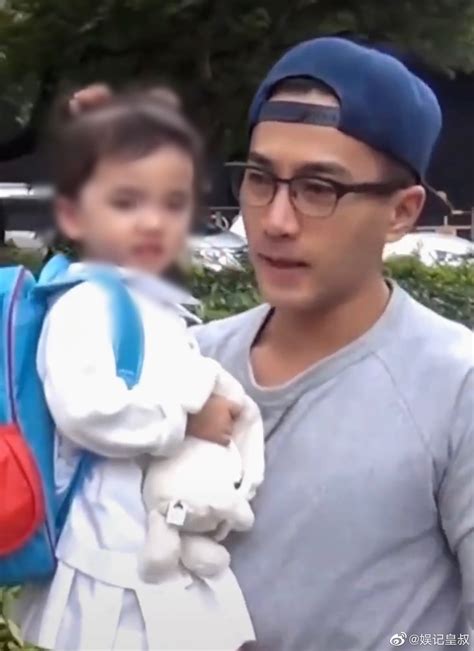 New Photos Of Yang Mi And Hawick Lau’s Daughter Revealed Netizens Say She Looks Like Jay Chou 8