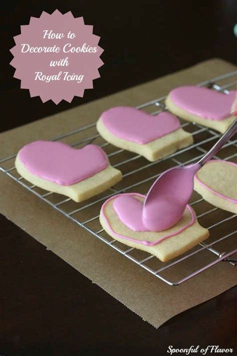 How To Decorate Cookies With Royal Icing ~ Tips And Techniques Via