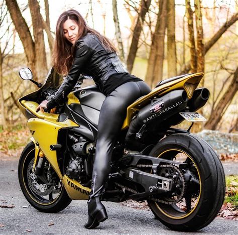 Motorcycles Girls Bikersさんはinstagramを利用しています「antiparallali Mototeka Motorcycle Moto