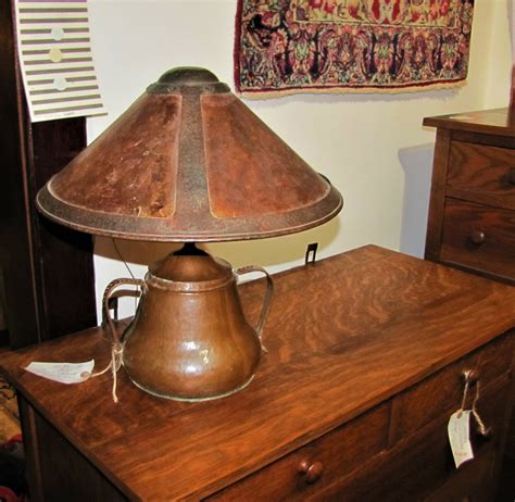 Superb Aandc Hammered Copper Table Lamp With Mica Shade W5384 Stickley