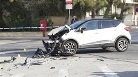 Latest Car Accident Of Renault Captur Road Crash Compilation