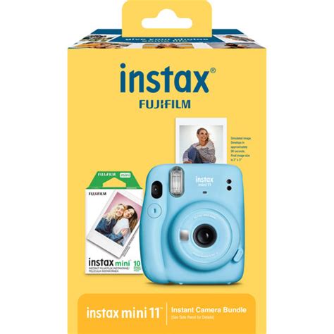 Fujifilm Instax Mini 11 Instant Camera Holiday Bundle 600022953