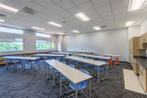 Asheville Middle School K12 Education Cafeteria Barnhill Contracting