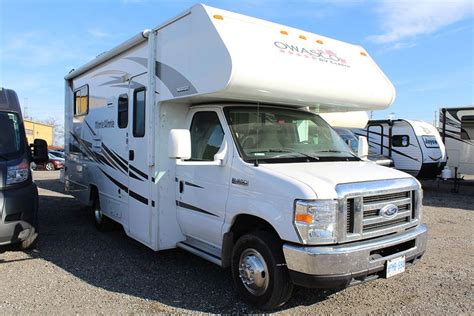 2016 Winnebago Minnie Winnie 22r Class C Rv For Sale In Whitby