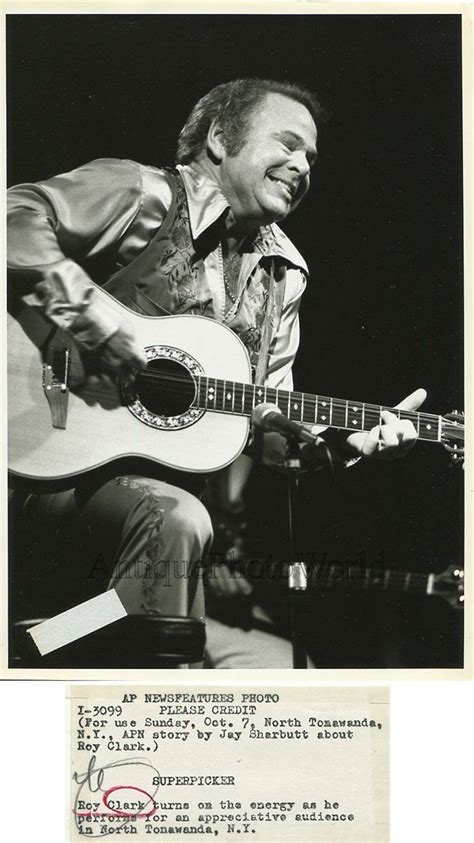 Roy Clark Country Music Singer W Guitar Vintage Photo Etsy